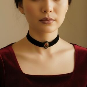 Black Velvet Dome Rose Cameo Choker – Metal Filigree, NWOT